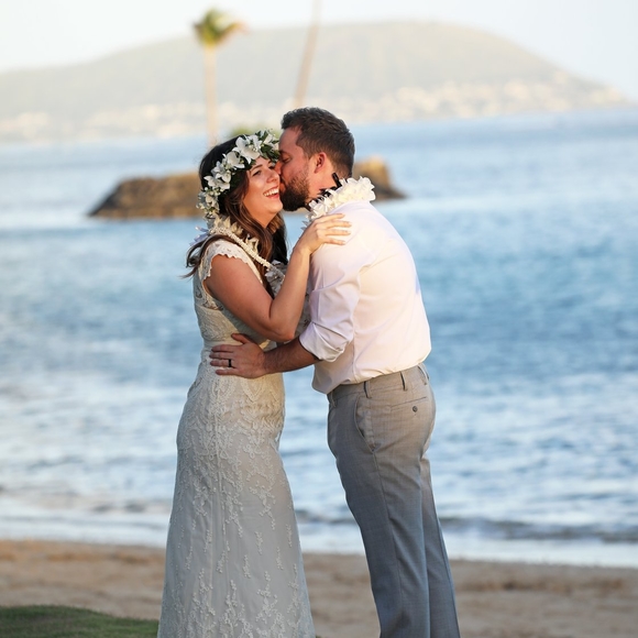 Meet your Posher, Jennie - Picture 2 of 3